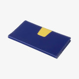 撞色系封套工商日誌，藍與黃搭配，多功能內側口袋、PVC透明名片袋，側拍