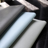 企業商務風格手拿合約包