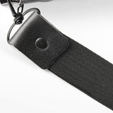 潮流時尚工商日誌，隨扣好方便拎著就走、寬版提帶繩、壓扣霧黑五金書扣。