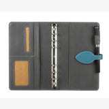 內袋設計、水滴造型磁吸扣、六孔夾具、筆插