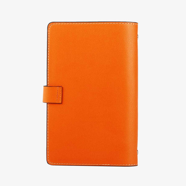 現代都會工商日誌，精緻折疊金屬扣設計 注入橘色整體活力感 