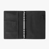 日式簡約線條工商日誌，夾具、款式多色可選、仿麂皮PU皮紋、筆插、多功能內側口袋。