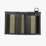 帆布雙併皮革墨綠短夾，皮標烙印LOGO、多功能內袋、壓扣零錢袋、魔鬼氈、掛環、透明開窗名片袋。