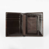 咖啡雙併短夾，進口PU仿皮紋、烙印LOGO、開窗名片夾、多功能內袋。