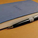 點點星空薰衣草藍精裝工商日誌，分隔帶、筆插、平攤式頁面