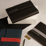 Black極致造型筆插三折活頁工商日誌，情境