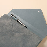 手拿包款三折封套工商日誌，筆插