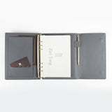 立體磁吸扣三折活頁工商日誌，背面