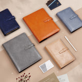 大地色穿入扣帶活頁工商日誌，情境