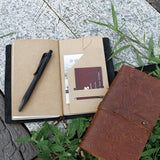 復古雕花扣帶封套工商日誌，展開情境