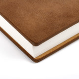 雅致棕磁吸精裝工商日誌，情境