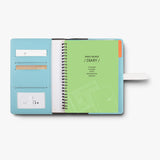 淡雅穿入扣帶活頁工商日誌，展開