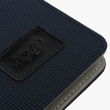 藍色商務鬆緊帶活頁工商日誌，皮標