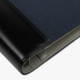 藍色商務鬆緊帶活頁工商日誌，特寫