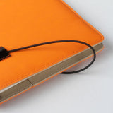 商務亮眼鬆緊帶活頁工商日誌，皮料與鬆緊帶結合