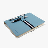 寧靜雙筆插活頁工商日誌，斜角特寫